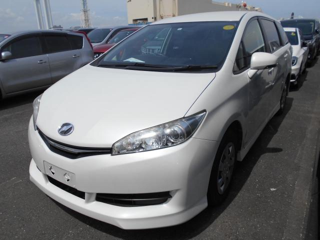 TOYOTA WISH 2015