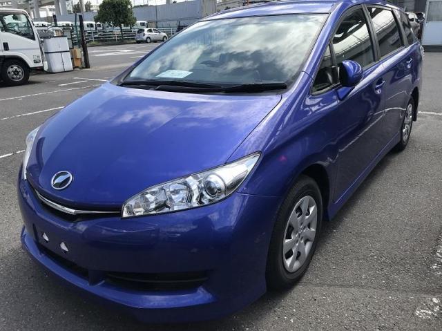 TOYOTA WISH 2015