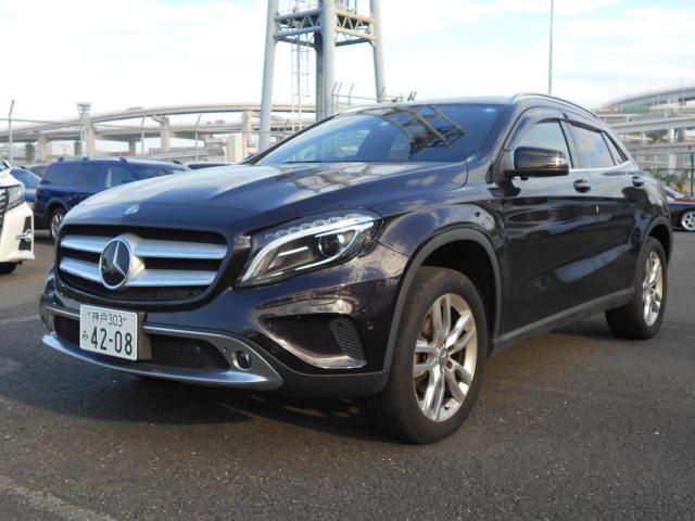 MERCEDES BENZ GLA180 2015