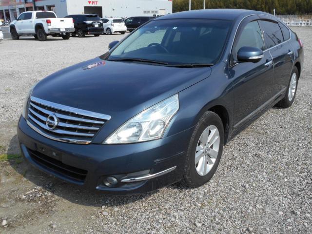NISSAN TEANA 2013