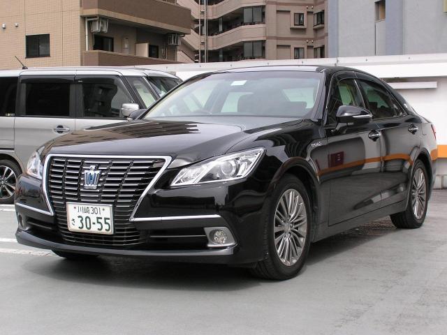 TOYOTA CROWN HYBRID 2013