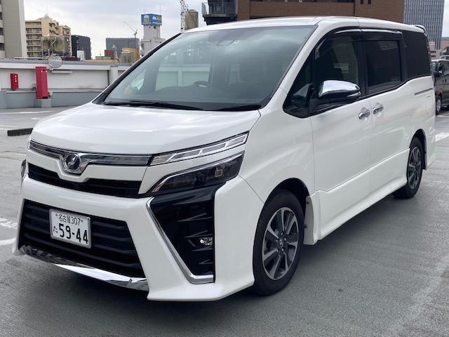 TOYOTA VOXY 2018