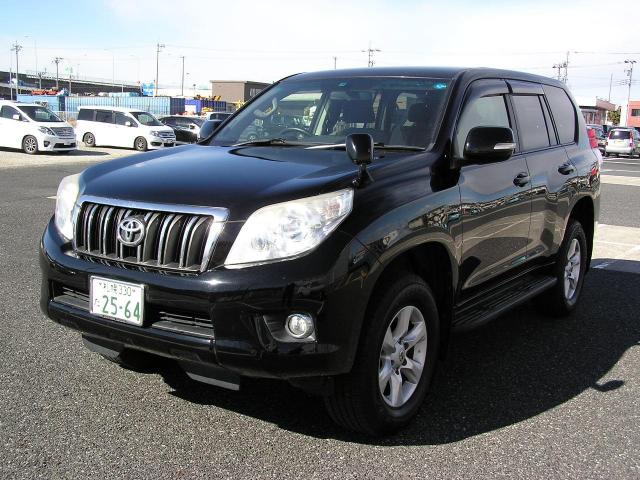 TOYOTA LAND CRUISER PRADO 2013