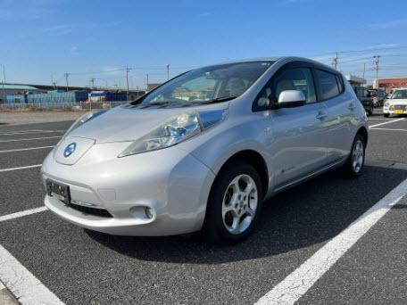 NISSAN LEAF 2011