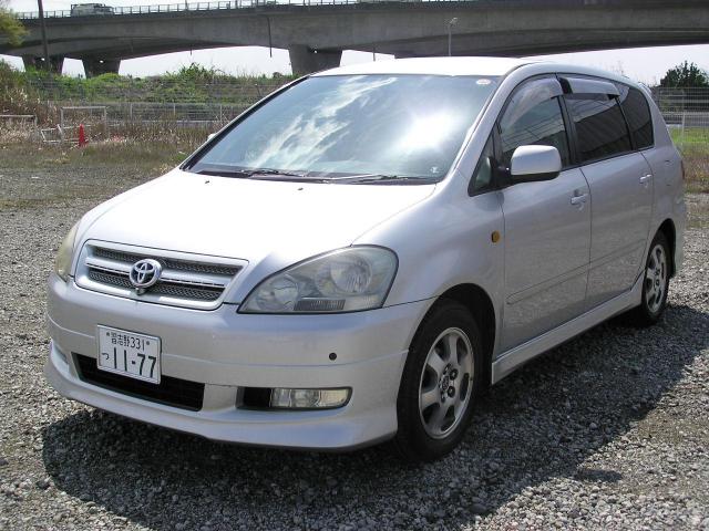 TOYOTA IPSUM 2002