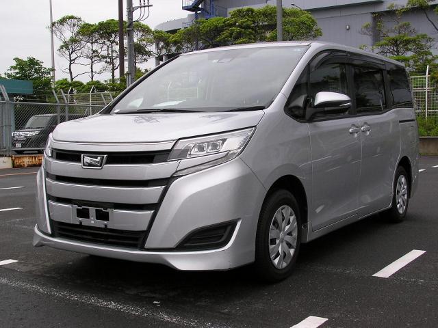 TOYOTA NOAH 2019