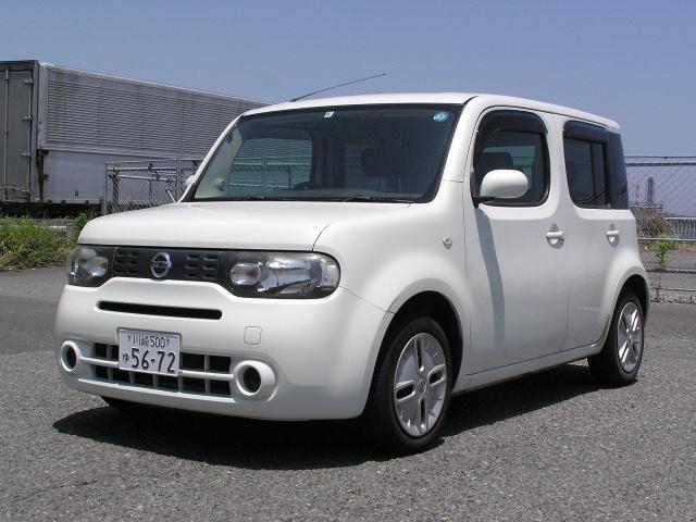 NISSAN CUBE 2010