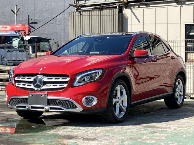 MERCEDES BENZ GLA 2017