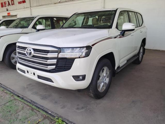 TOYOTA LANDCRUISER 300 2025