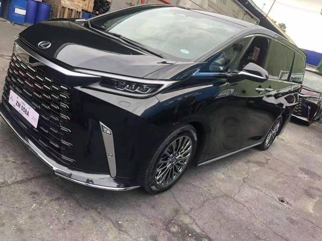 LEXUS LM350h 2025