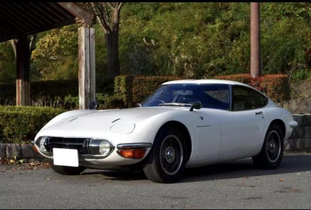 TOYOTA 2000GT 1970