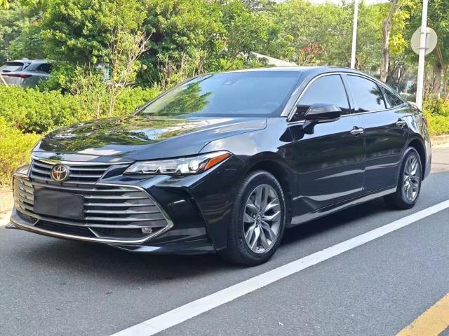 TOYOTA AVALON