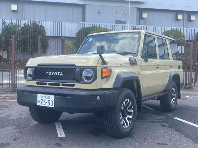 TOYOTA LAND CRUISER 70 2024