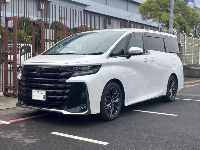TOYOTA VELLFIRE 2023
