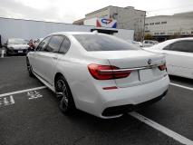 BMW 7 SERIES 2016