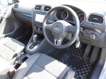VOLKSWAGEN GOLF 2012