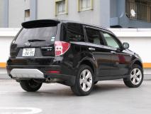 SUBARU FORESTER 2010