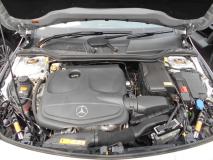 MERCEDES BENZ CLA 2015