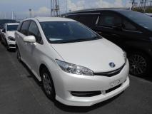 TOYOTA WISH 2015