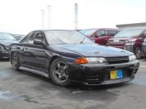NISSAN SKYLINE 1993
