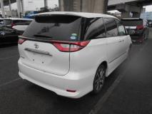 TOYOTA ESTIMA 2016