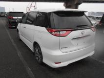 TOYOTA ESTIMA 2016