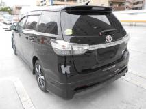 TOYOTA WISH 2015
