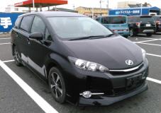 TOYOTA WISH 2013