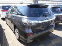 TOYOTA WISH 2015