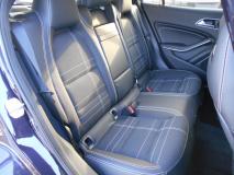 MERCEDES BENZ GLA180 2015