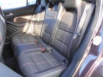 MERCEDES BENZ GLA180 2015