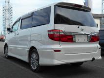 TOYOTA ALPHARD 2004