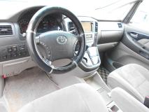 TOYOTA ALPHARD 2004