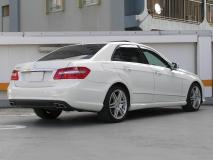 MERCEDES BENZ E-Klasse 2009