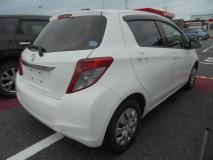 TOYOTA VITZ 2013