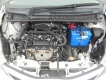 TOYOTA VITZ 2013
