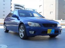 TOYOTA ALTEZZA 2000