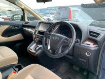 TOYOTA ALPHARD 2015