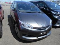 TOYOTA WISH 2015