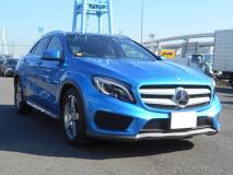 MERCEDES BENZ GLA180 2015