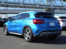 MERCEDES BENZ GLA180 2015