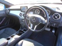 MERCEDES BENZ GLA180 2015