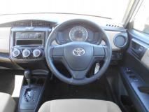 TOYOTA COROLLA AXIO 2013