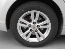 TOYOTA AVENSIS WAGON 2012