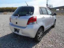 TOYOTA VITZ 2009