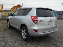 TOYOTA RAV4 2009