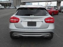 MERCEDES BENZ GLA 2016