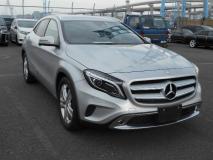 MERCEDES BENZ GLA 2016