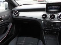 MERCEDES BENZ GLA 2016