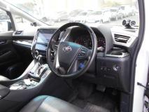 TOYOTA ALPHARD 2018
